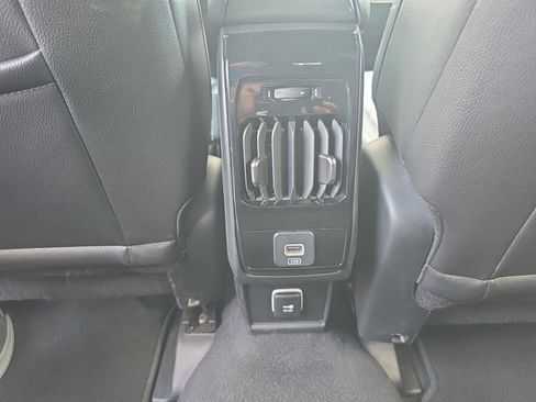 Used 2025 Jeep Compass Limited AWD/4WD image 12