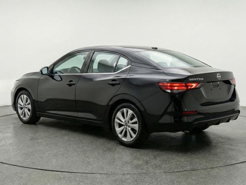 Used 2025 Nissan Sentra S image 6