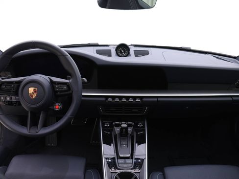 Certified 2025 Porsche 911 Carrera image 19