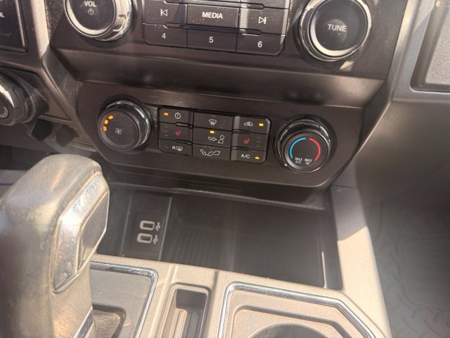 Used 2020 Ford F150 XLT w/ Equipment Group 302A Luxury AWD/4WD image 29