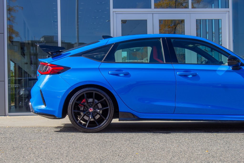 Used 2025 Honda Civic Type R image 6