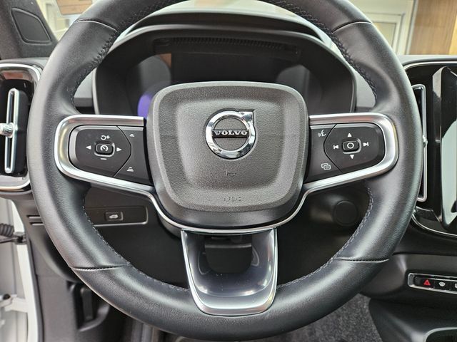 Used 2023 Volvo C40 P8 Recharge Ultimate AWD/4WD image 23
