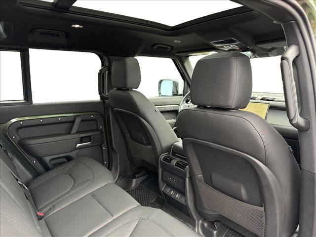 New 2026 Land Rover Defender 110 X-Dynamic SE AWD/4WD image 20