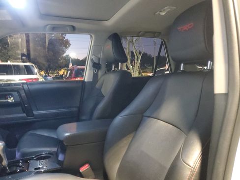 Used 2022 Toyota 4Runner TRD Off-Road Premium image 15