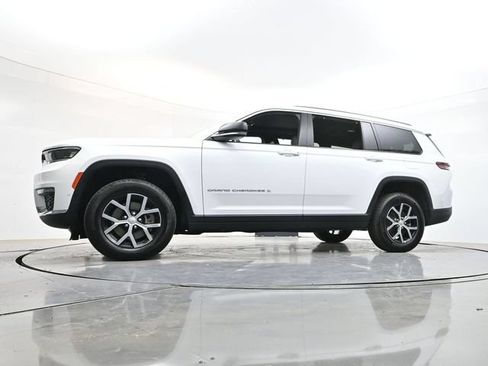 Used 2024 Jeep Grand Cherokee L Limited w/ Luxury Tech Group II AWD/4WD image 31