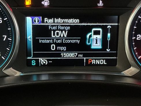 Used 2018 Chevrolet Equinox Premier FWD image 26