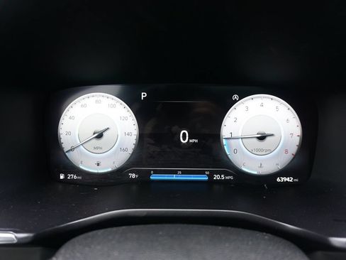 Used 2023 Hyundai Santa Fe Limited FWD image 7