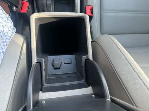 Used 2018 Volkswagen Passat 2.0T SE image 18