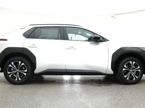 New 2025 Toyota bZ4X FWD image 22