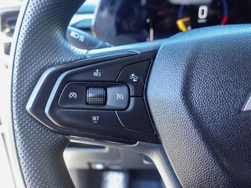 Used 2025 Chevrolet TrailBlazer LS w/ LS Convenience Package FWD image 13