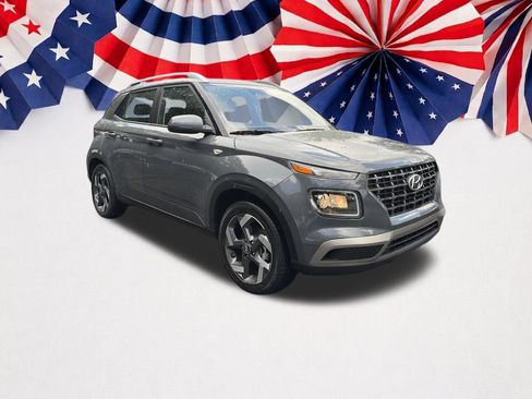 Used 2026 Hyundai Venue SEL FWD image 29