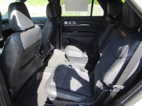 New 2026 Ford Explorer Tremor AWD/4WD image 13
