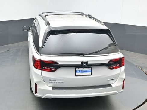New 2026 Honda Odyssey Touring image 42