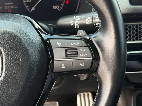 Used 2025 Honda Civic Sport image 17