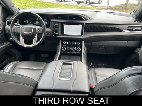 Used 2023 GMC Yukon Denali AWD/4WD image 12