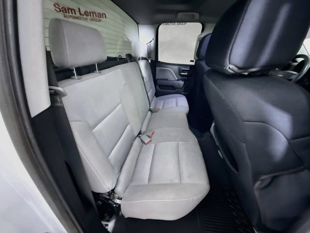 Used 2019 Chevrolet Silverado 1500 Custom w/ Custom Convenience Package AWD/4WD image 25