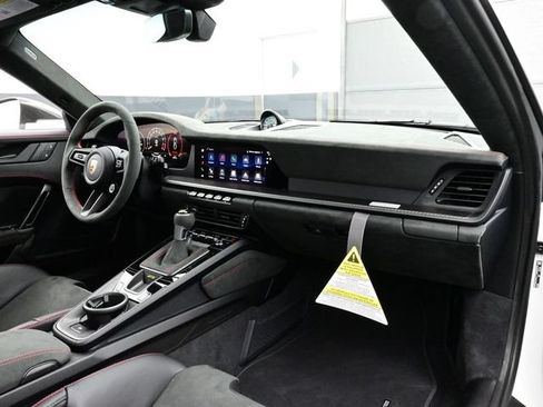 Certified 2026 Porsche 911 GT3 RWD image 13