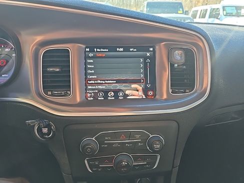 Used 2019 Dodge Charger GT image 22