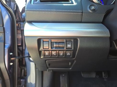 Used 2018 Subaru Outback 2.5i Premium AWD/4WD image 23