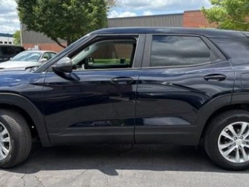 Used 2021 Chevrolet TrailBlazer LS FWD image 5