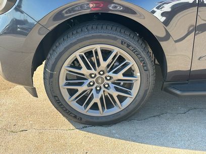 New 2026 Ford Expedition Max Platinum w/ Stealth Appearance Package