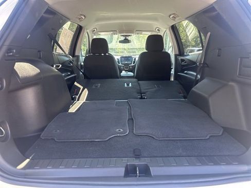 Used 2024 Chevrolet Equinox LT image 8