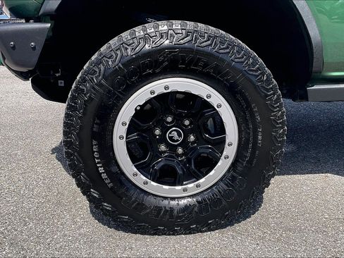 Used 2023 Ford Bronco Black Diamond w/ Sasquatch Package AWD/4WD image 9