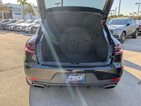 Used 2018 Porsche Macan Sport Edition image 6