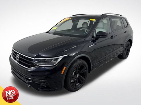 Used 2024 Volkswagen Tiguan SE R-Line FWD image 8