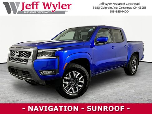 Certified 2025 Nissan Frontier SL AWD/4WD image 1