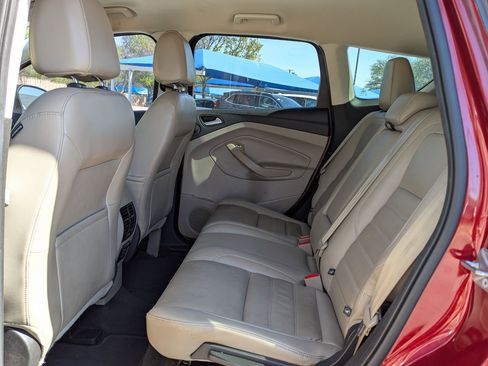 Used 2017 Ford Escape SE w/ SE Leather Comfort Package image 13