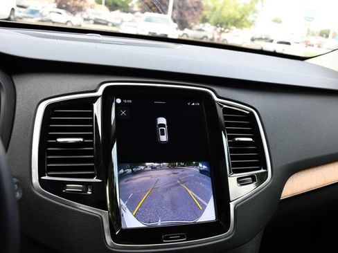Certified 2023 Volvo XC90 B6 Plus w/ Protection Package Premier AWD/4WD image 15