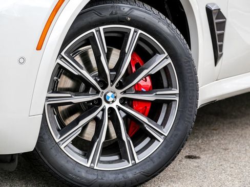 New 2026 BMW X5 xDrive40i w/ Executive Package AWD/4WD image 9