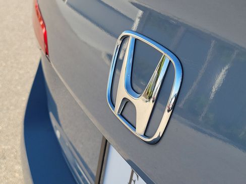 Used 2023 Honda Civic Sport image 8