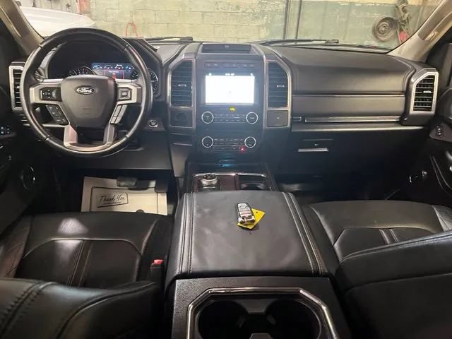 Used 2018 Ford Expedition Max Platinum AWD/4WD image 5