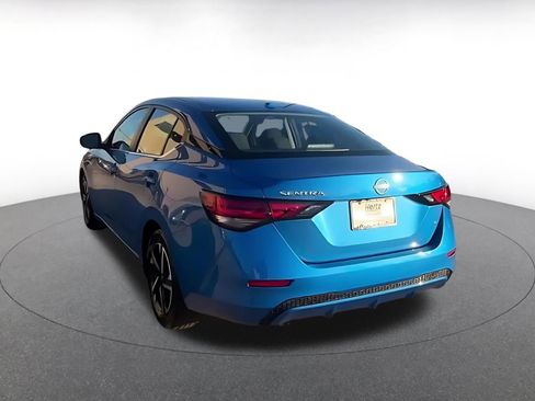 Used 2025 Nissan Sentra SV image 11