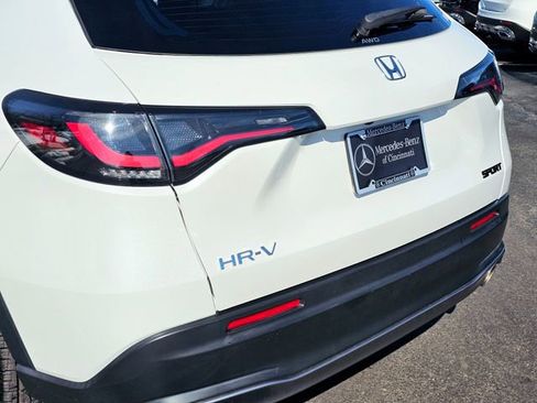 Used 2023 Honda HR-V Sport image 14