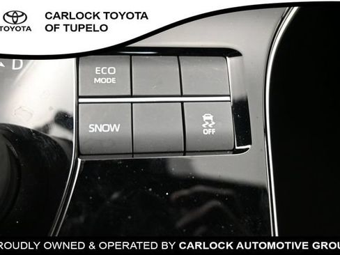 Used 2025 Toyota bZ4X FWD image 17