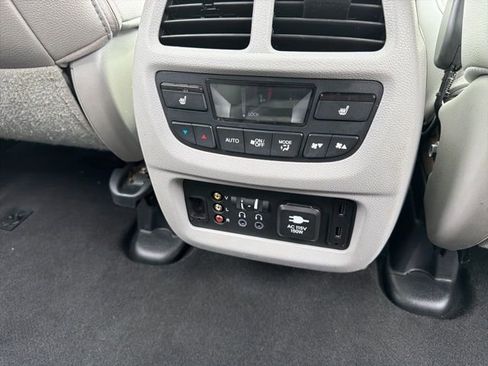 Used 2017 Honda Pilot Elite image 14