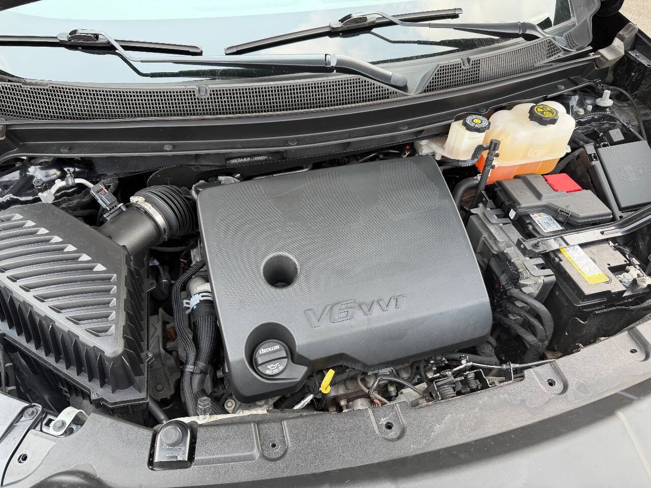 Used 2023 Chevrolet Traverse LT AWD/4WD image 31