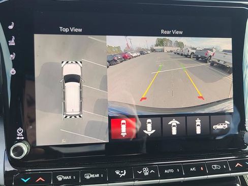 New 2026 Jeep Grand Wagoneer Limited image 32