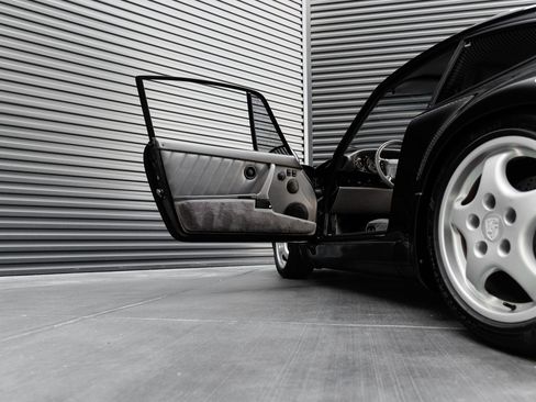 Used 1992 Porsche 911 Turbo RWD image 14