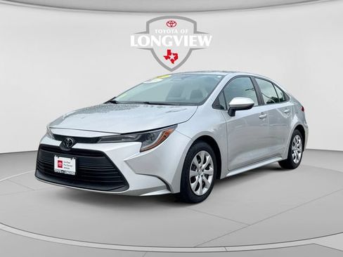 Certified 2024 Toyota Corolla LE FWD image 1
