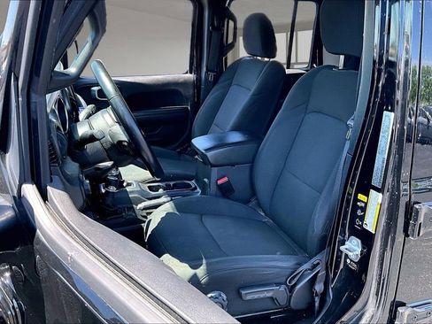 Used 2022 Jeep Gladiator Sport AWD/4WD image 23