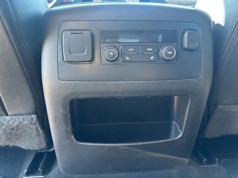 Used 2017 GMC Yukon Denali image 18