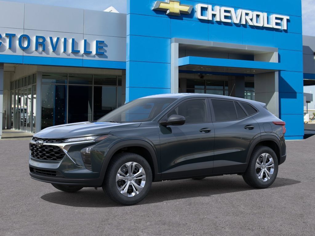 New 2026 Chevrolet Trax LS FWD image 2