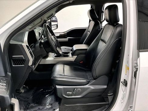 Used 2019 Ford F250 Lariat image 18