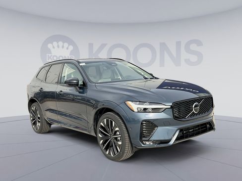 New 2026 Volvo XC60 B5 Ultra w/ Climate Package image 10