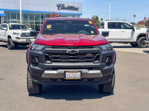 Certified 2023 Chevrolet Colorado Trail Boss w/ Advanced Trailering Package AWD/4WD image 6