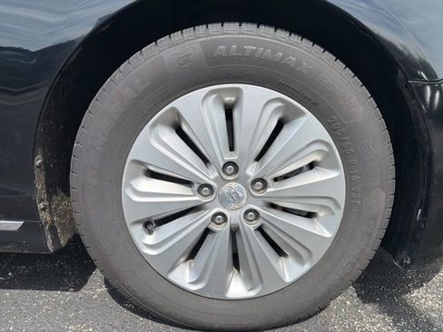 Used 2016 Hyundai Sonata SE image 5